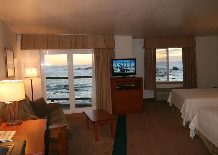 Oceanfront Lodge