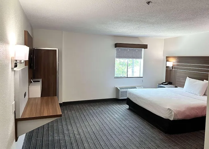 Ramada By Wyndham Lithia Springs Atlanta