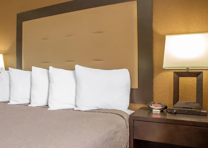 Knights Inn Sierra Vista / East Fry