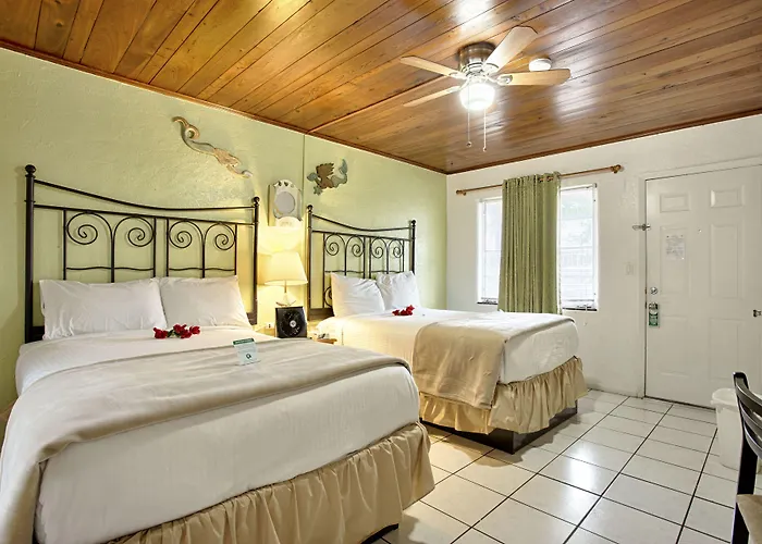 Island Breeze Inn - Venice