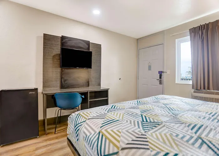 Motel 6-San Bernardino, Ca - South