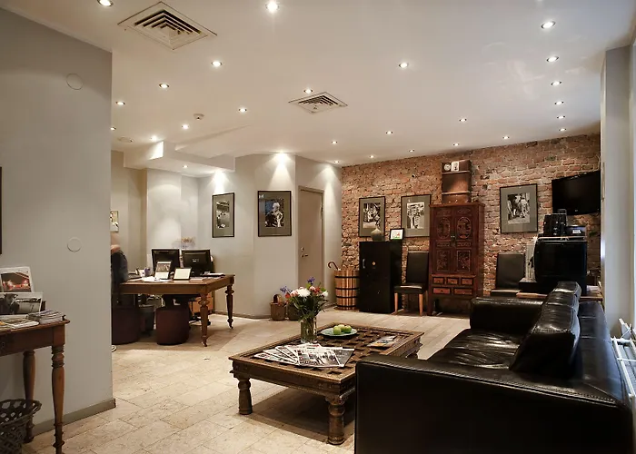 Rex Hotel