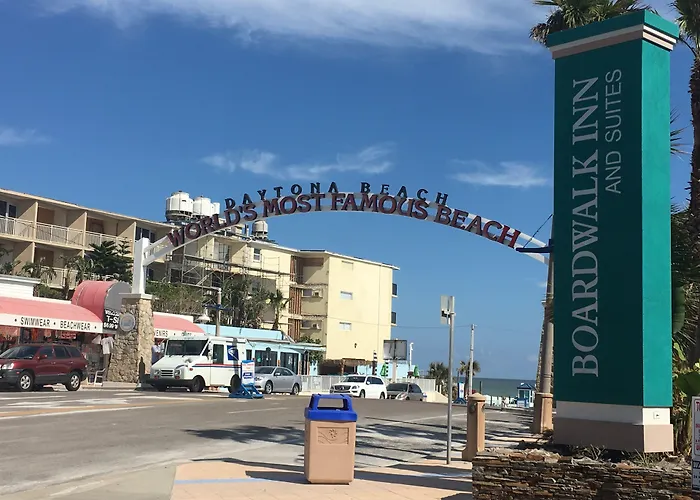 Boardwalk Inn And Suites