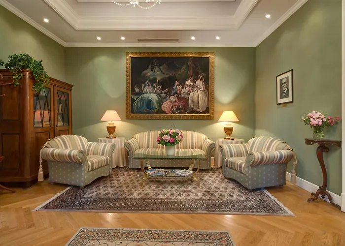 Castle Hotel Grof Degenfeld