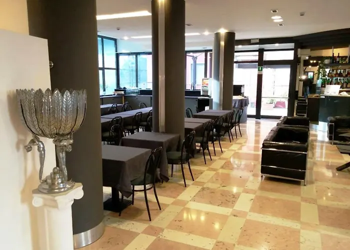 Hotel Martini