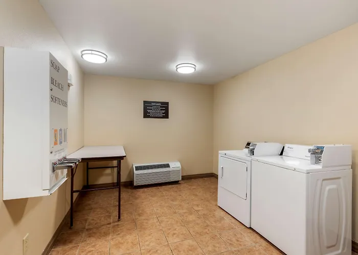 Best Western Plus Red River Inn