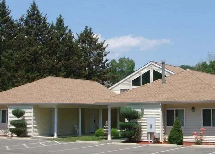 Rocky River Inn