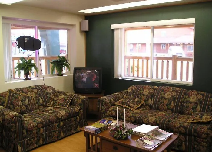 Yellowstone Country Inn