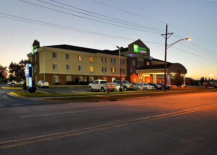 Holiday Inn Express Rochelle By Ihg