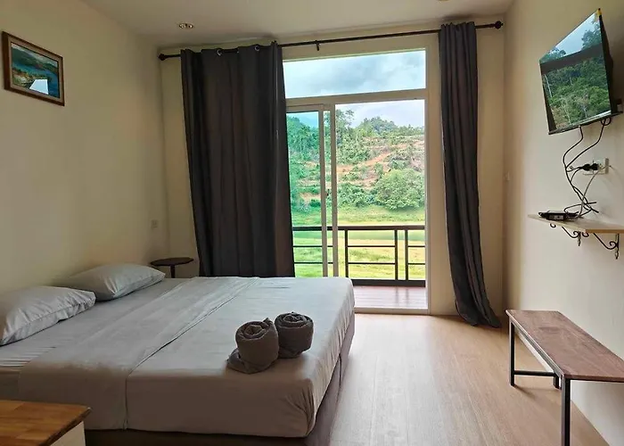 Moon Lake Resort-Coffee And Camping