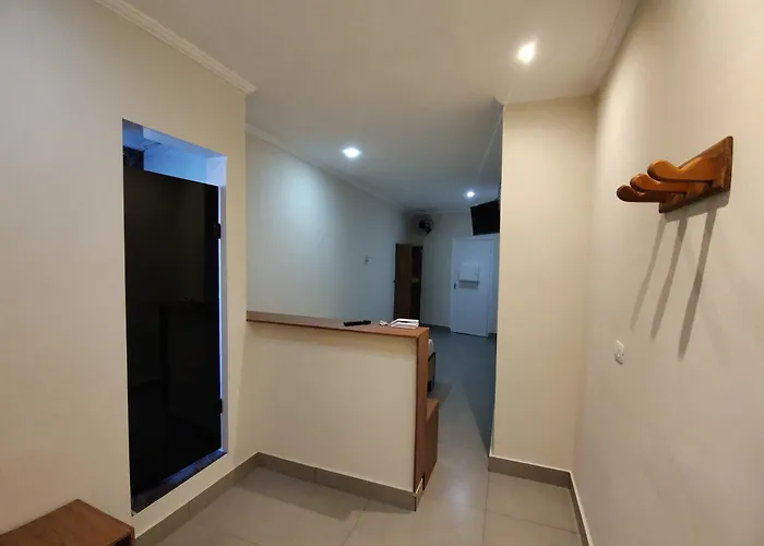 Hotel Caricias