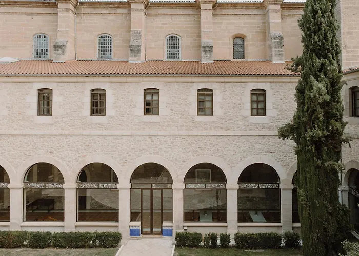 Hotel Convento De Miranda