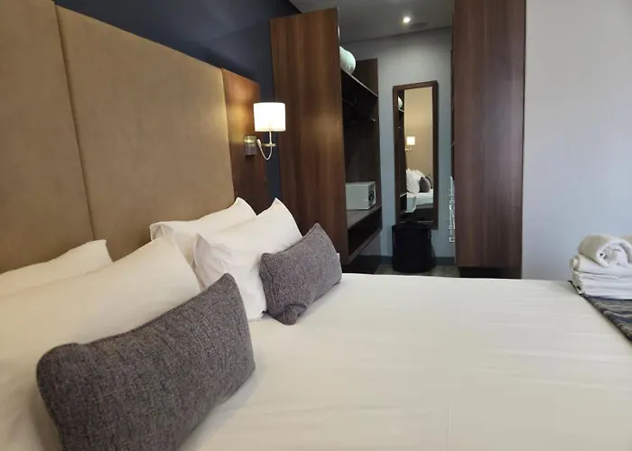 Kathu Hotel