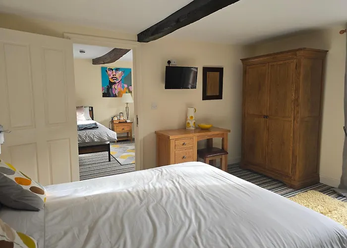 Family Room 2 - The Unicorn Hotel
