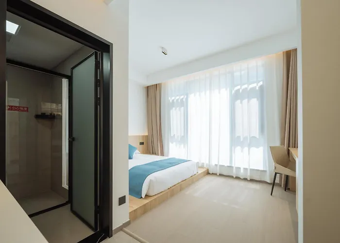 Huazhu Songshiju Homestay