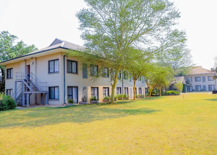 Greenwood Manor Hotel