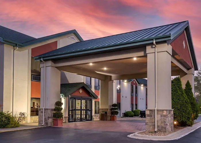 Best Western Plus Springfield Airport Inn