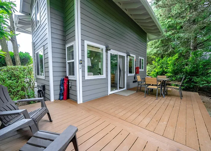 Beach Bungalow 4