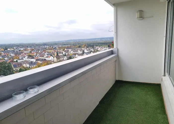 Comfortable Apartment In Hattersheim