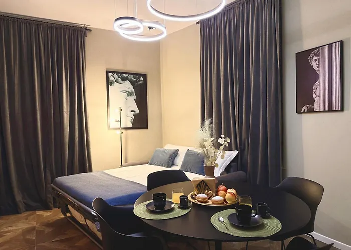 Chiara Home
