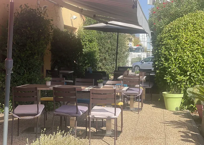 Kyriad Direct Montpellier Saint Jean De Vedas - La Peyriere