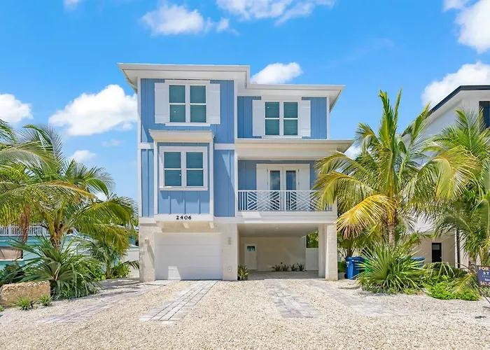 Beach View Paradise - New Anna Maria Island Home