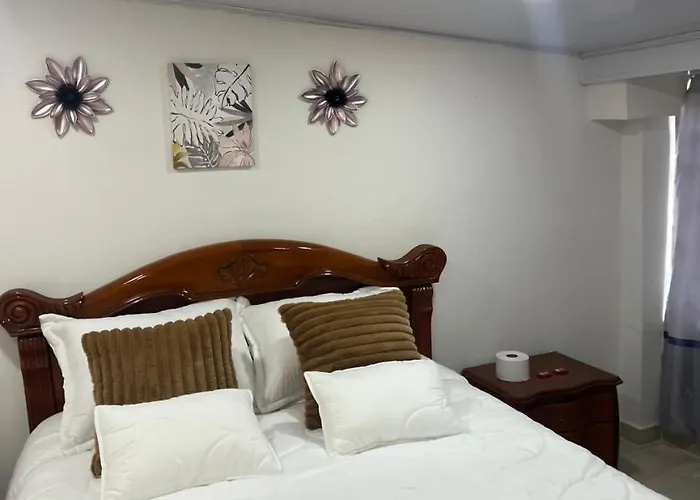 Golden Airport Connection Hotel