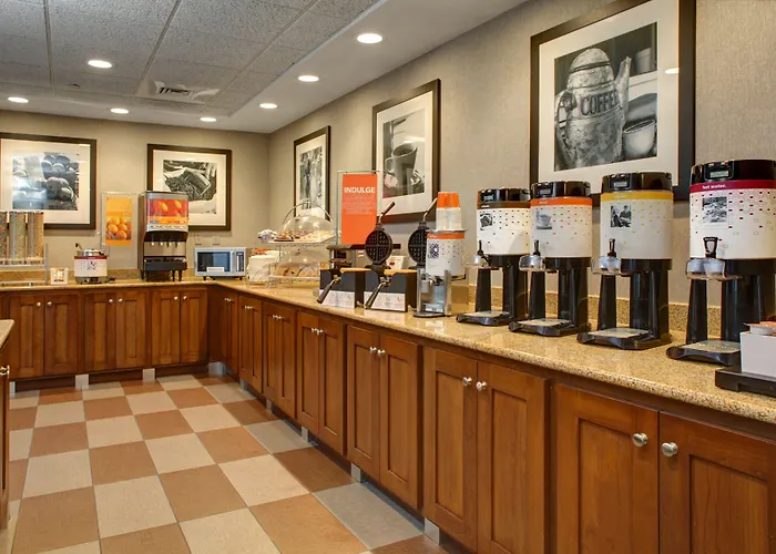 Hampton Inn & Suites Tampa Ybor City Downtown
