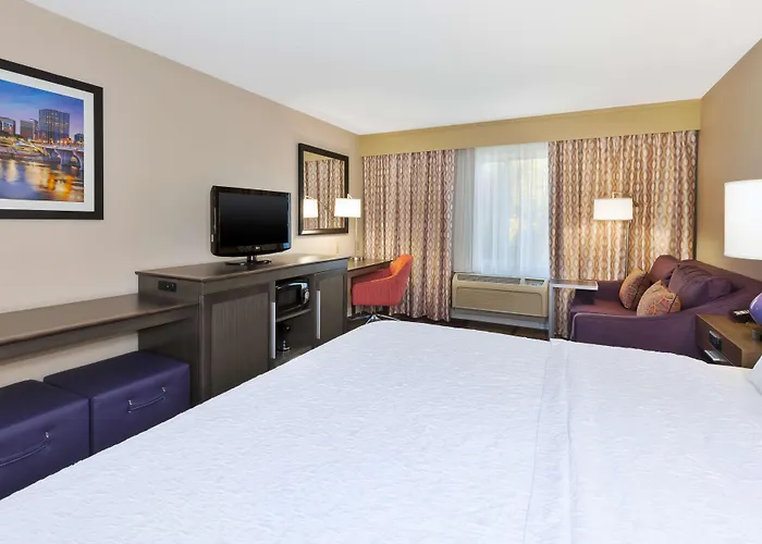 Hampton Inn Waterbury