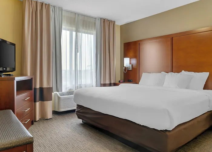 Comfort Suites Findlay I-75 Near Sports Complex
