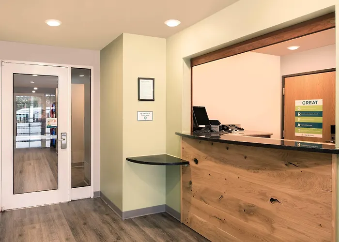 Extended Stay America Select Suites - Omaha - Southwest