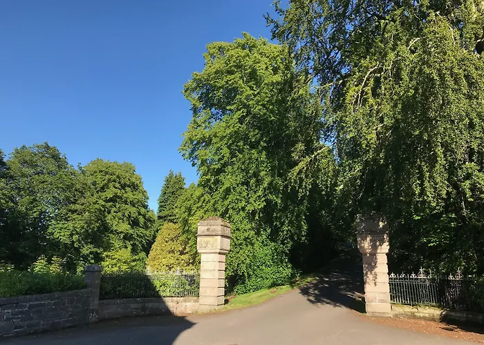 Ben Wyvis Hotel