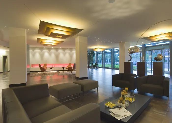 Hotel Cruise