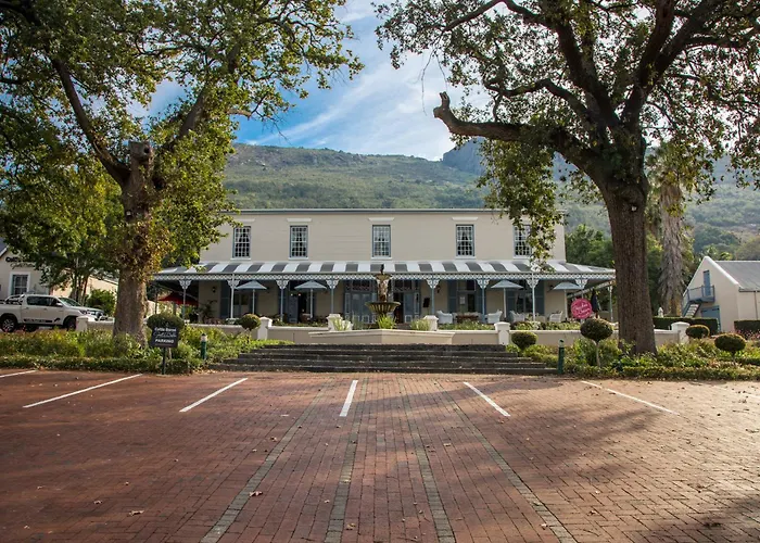 Pontac Manor Hotel & Restaurant