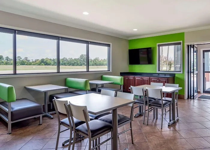 Quality Inn & Suites Demopolis