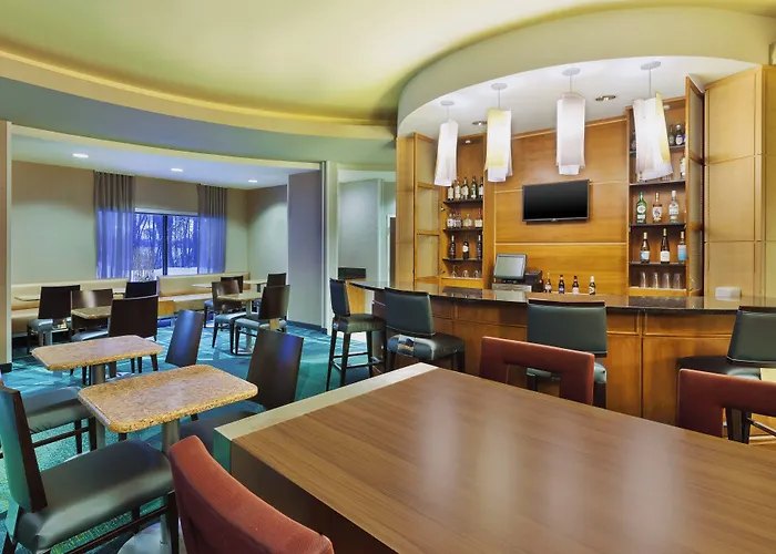 Springhill Suites By Marriott Grand Rapids Airport Southeast