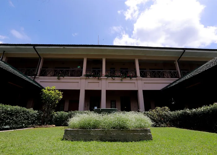 Bandarawela Hotel