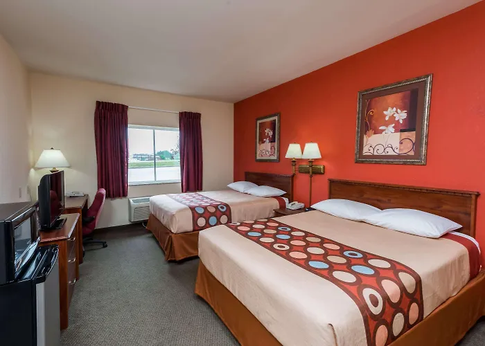 Super 8 By Wyndham St Robert Ft Leonard Wood Area