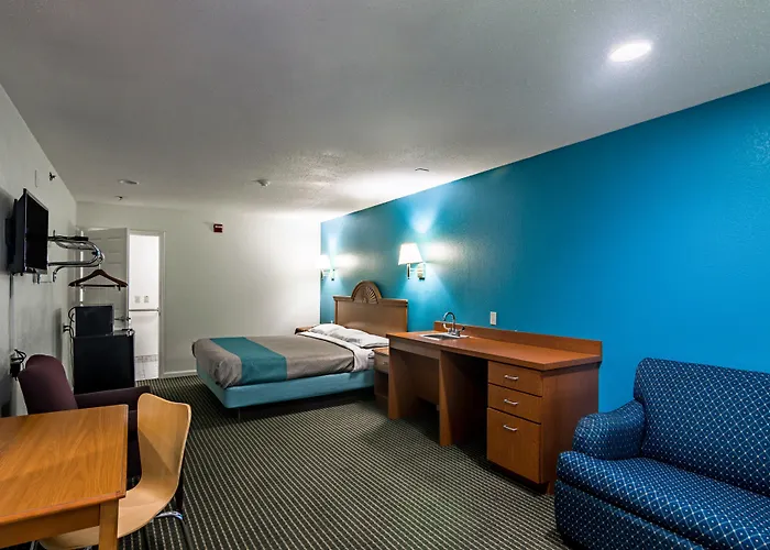 Motel 6-Azle, Tx