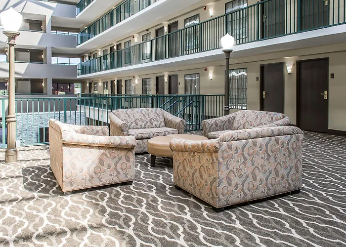 Comfort Suites Near Potomac Mills Woodbridge