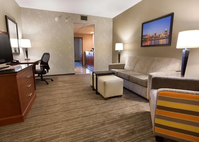 Drury Inn & Suites Cincinnati Sharonville