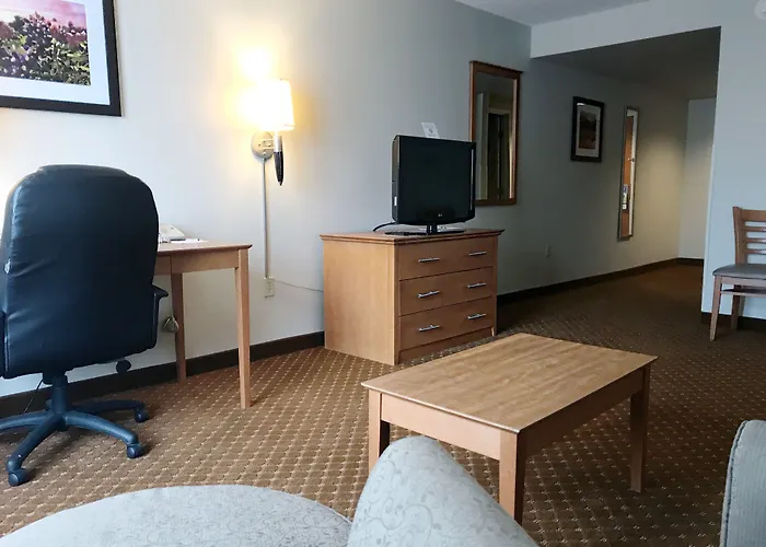 Wingate By Wyndham Louisville East