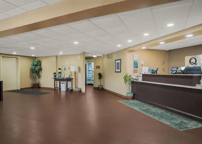 Quality Inn & Suites Chambersburg Northeast