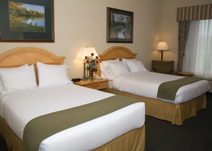 Holiday Inn Express Hotel & Suites Watertown - Thousand Islands By Ihg