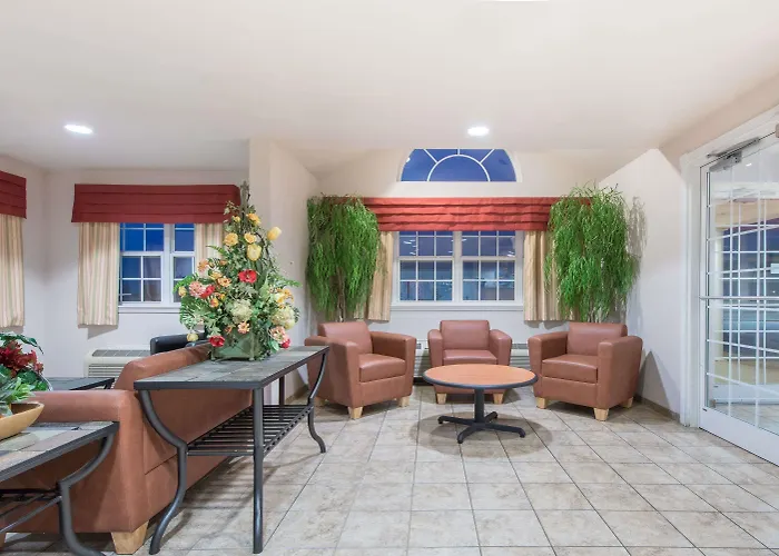 Microtel Inn & Suites By Wyndham Altus