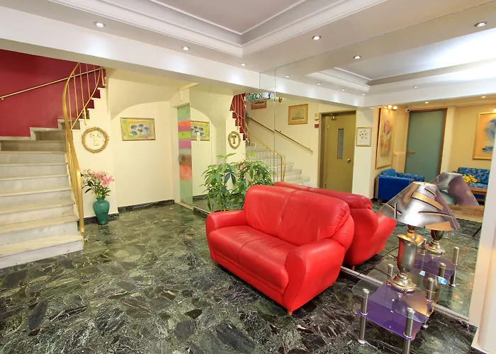 Triton Hotel Piraeus
