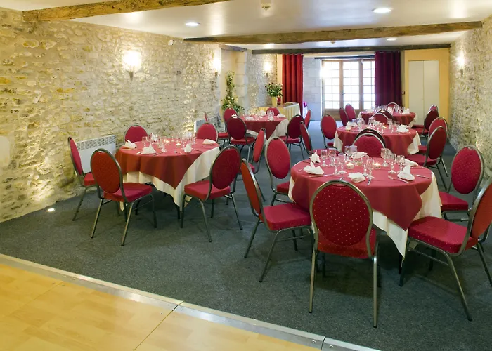 Logis Hotel Le Puits Dore