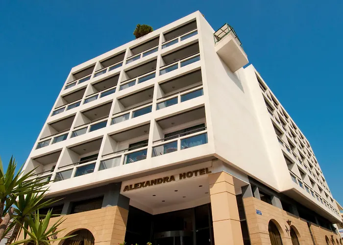 Alexandra Hotel&Apartments