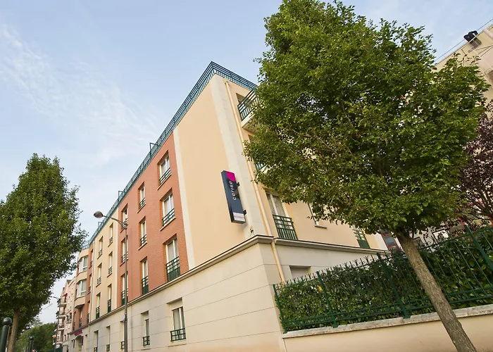 Hotel Cerise Chatou