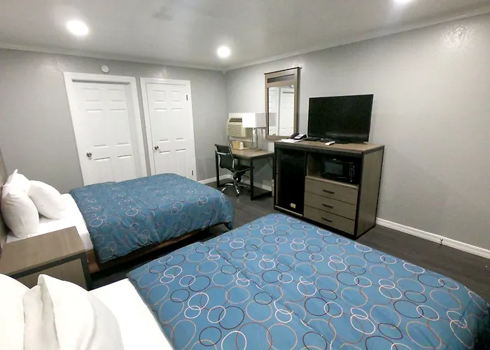 Budget Host Inn